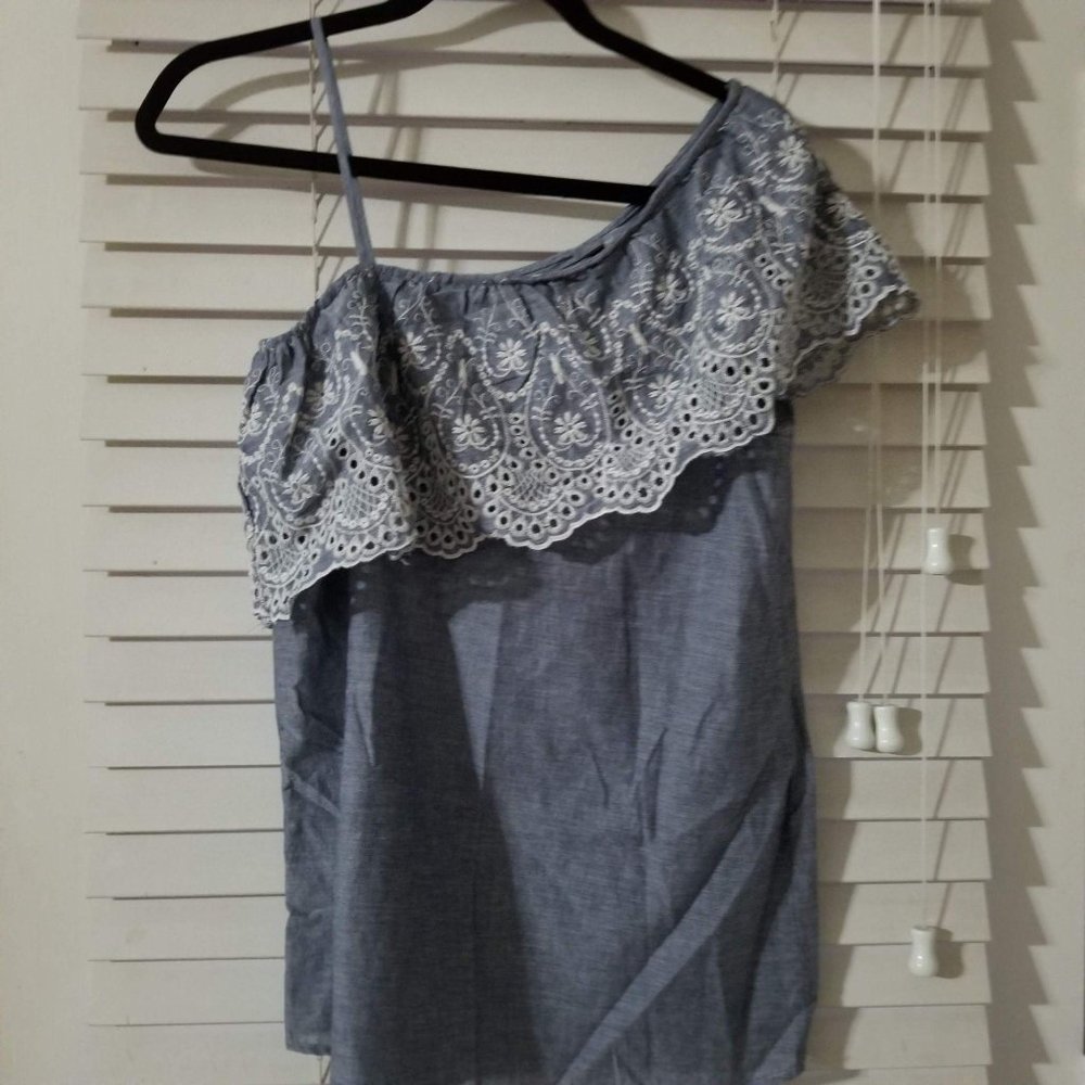 Fourteenth Place / S / Chambray One Shoulder Ruffl